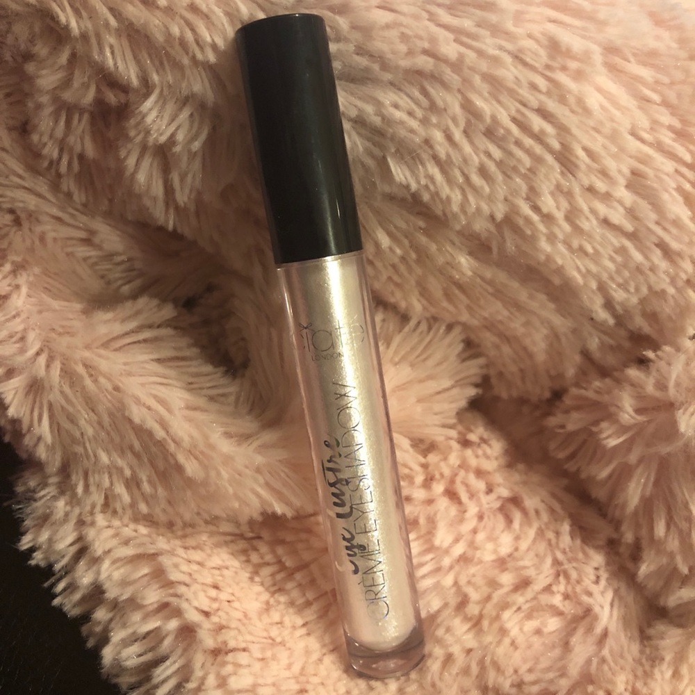 Ciate crane eyeshadow